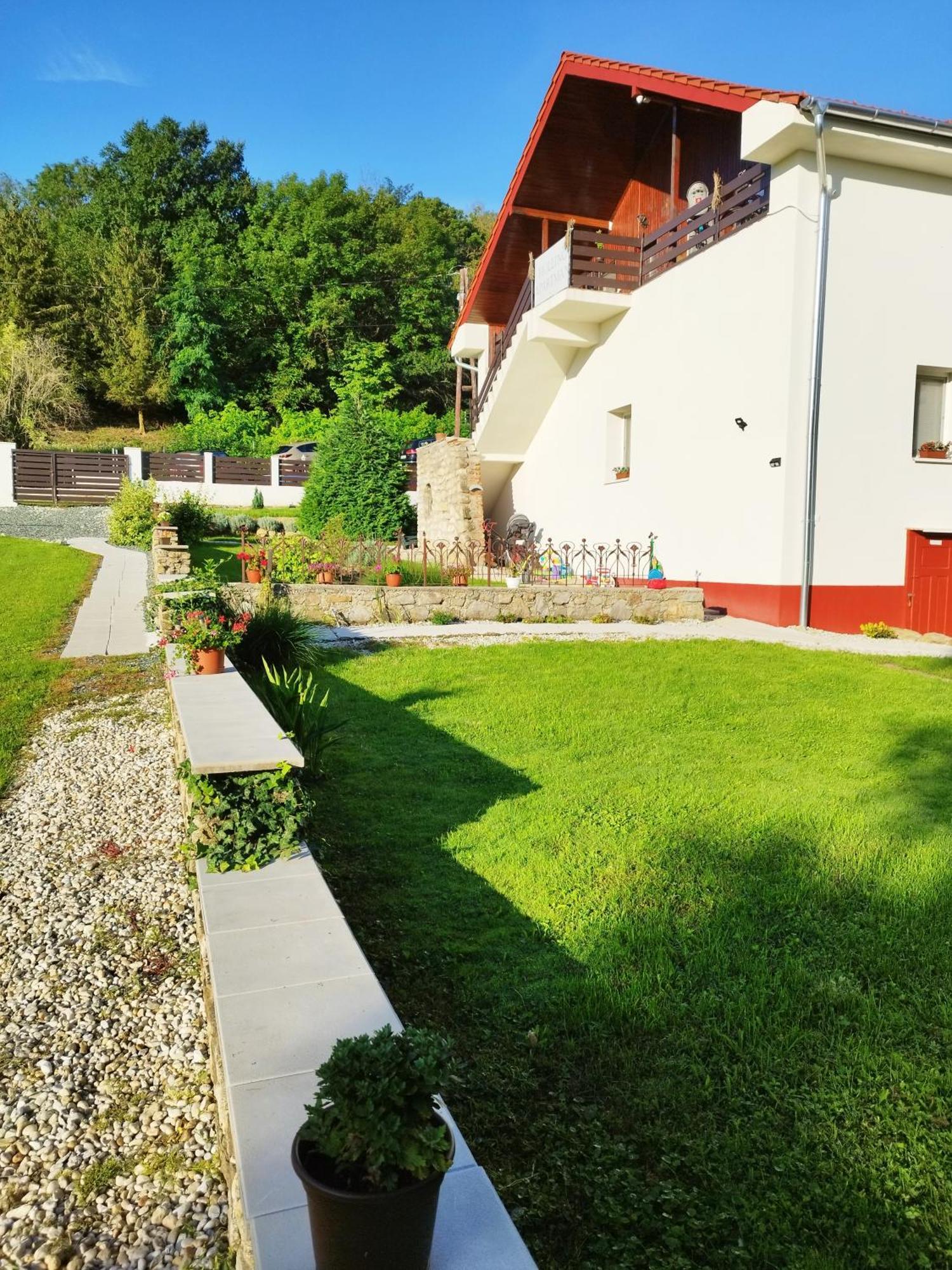 Holling Apartman Fertőboz Zewnętrze zdjęcie